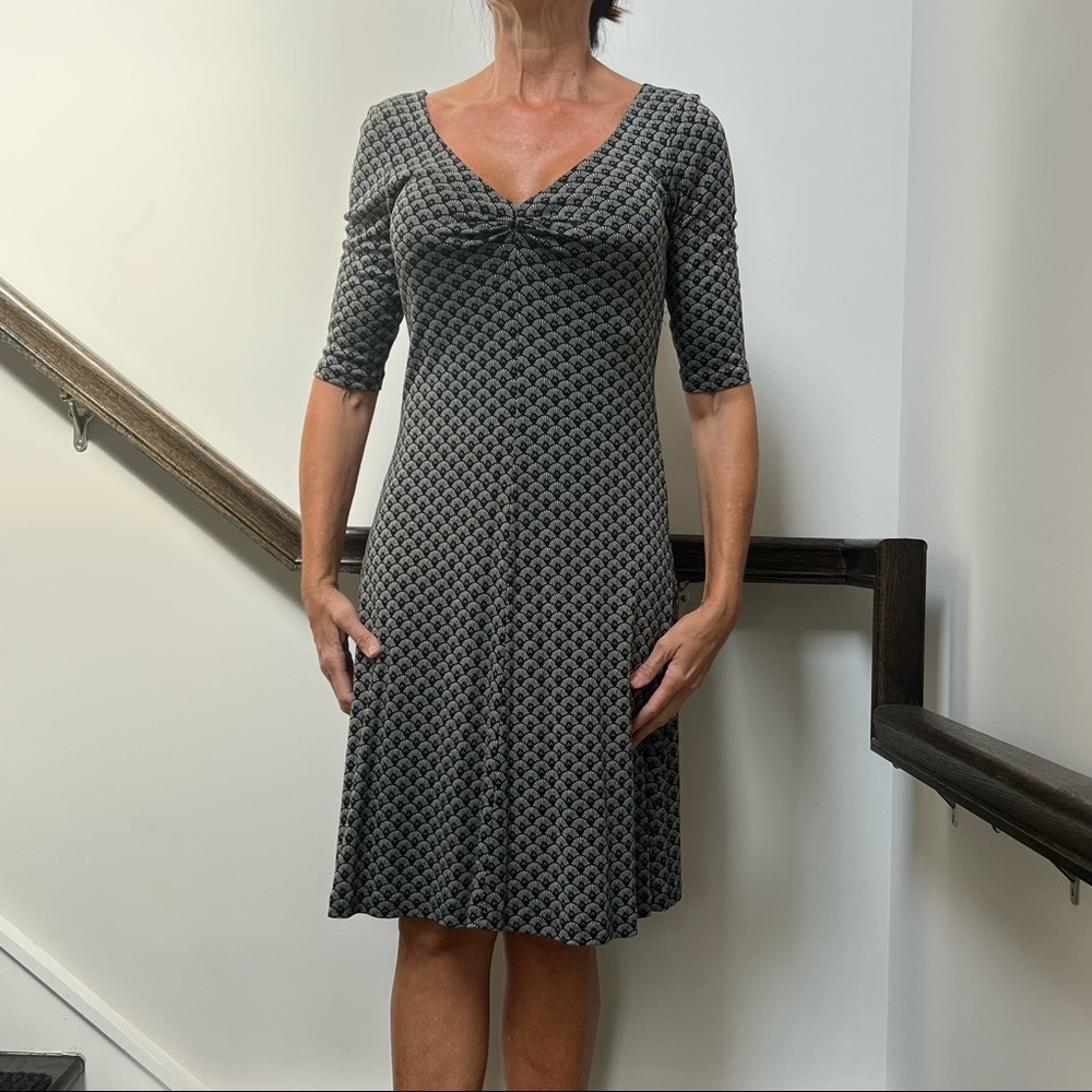 Tommy Bahama Half Sleeve Dress.